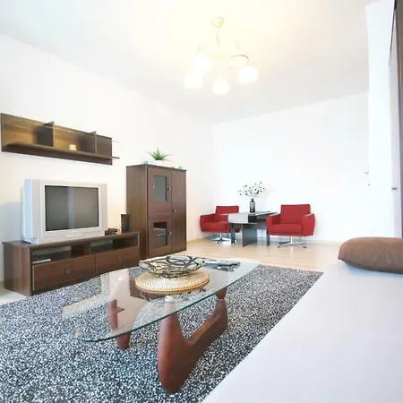 Krasnobrodzka Apartment Warsaw